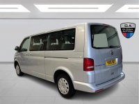VOLKSWAGEN TRANSPORTER SHUTTLE