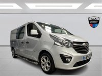 VAUXHALL VIVARO