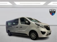 VAUXHALL VIVARO