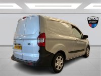 FORD TRANSIT COURIER